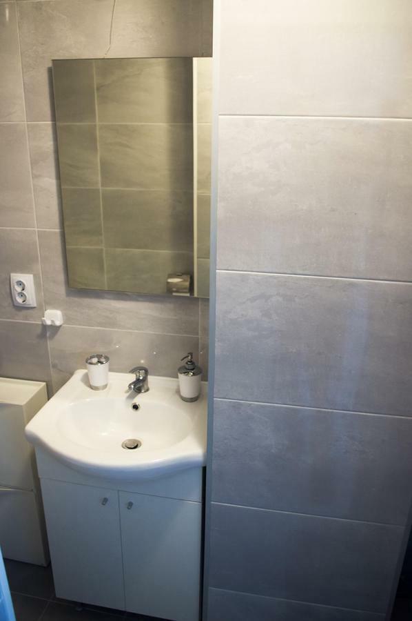 Meridian Apartment , 300M To Bus Terminal, Fast Wifi & Airport Transf زغرب المظهر الخارجي الصورة